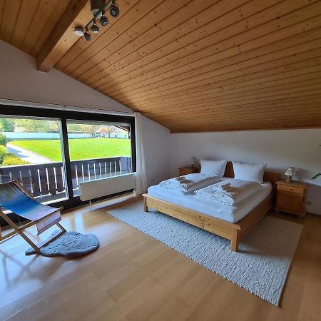 Schoenes Ferienhaus Am Herrenberg Прин-ам-Кимзее Экстерьер фото